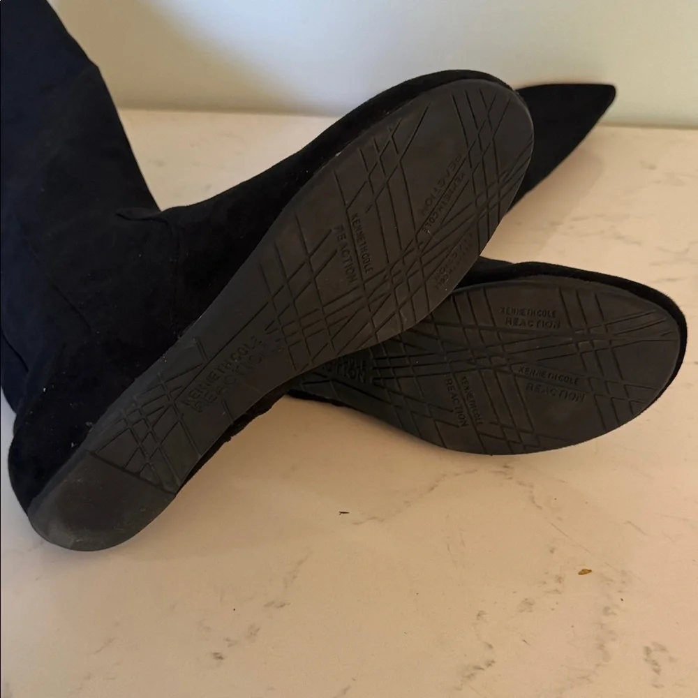Women’s Black Knee-High Suede Boots NWOT